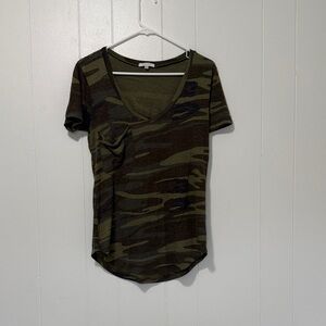 Z Supply The Camo Pocket T-shirt.